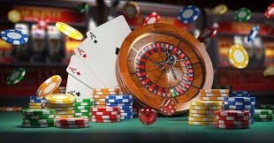 Poker hand rankings chart displaying all combinations from royal flush to high card